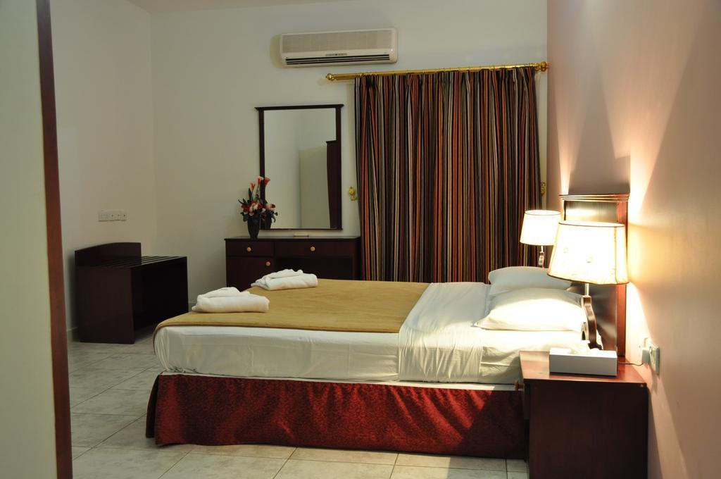 Sahara Hotel Apartments Mascate Exterior foto