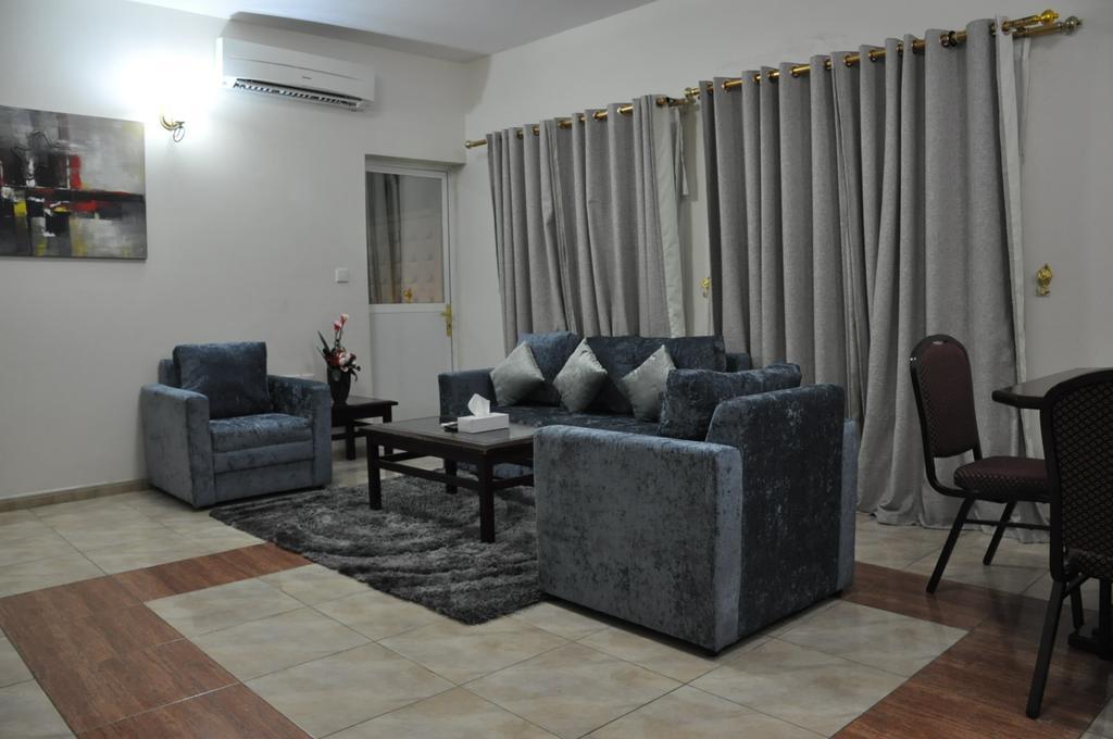 Sahara Hotel Apartments Mascate Exterior foto